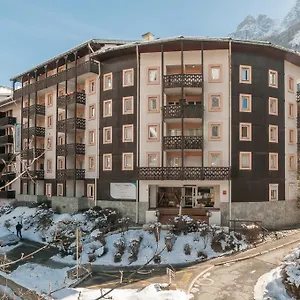 Résidence Pierre&vacances La Rivière Apartahotel
